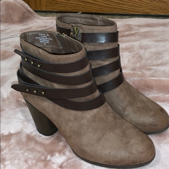 Madden Girl brown booties,size 8 - Picture 1 of 5
